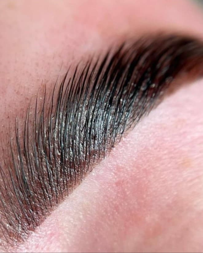 Perfect Brows — Glow-Up Kassel